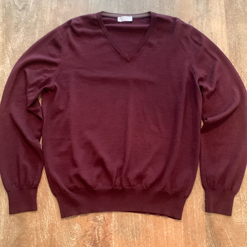 Gran Sasso Size 52 Wool/Silk V-Neck Sweater in Burgundy